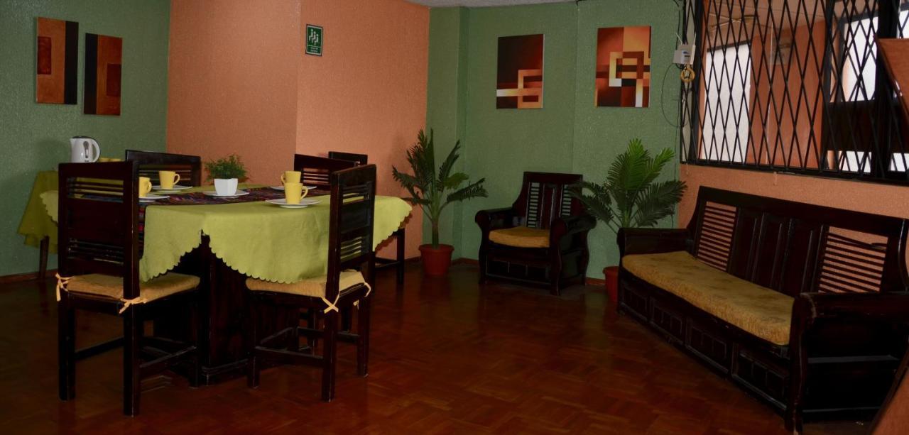 La Estacion Hostal Кіто Екстер'єр фото