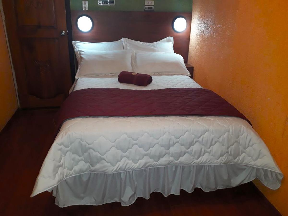 La Estacion Hostal Кіто Екстер'єр фото